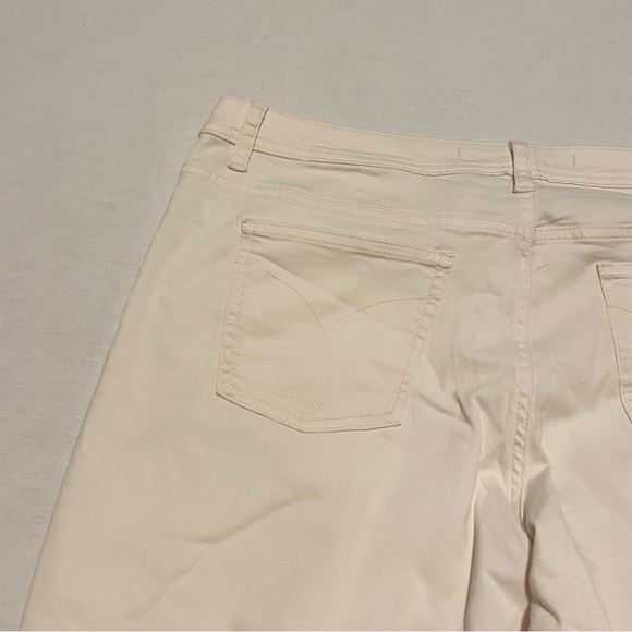 Calvin Klein Jeans Cropped Jeans Womens Size 16 - Picture 13 of 16